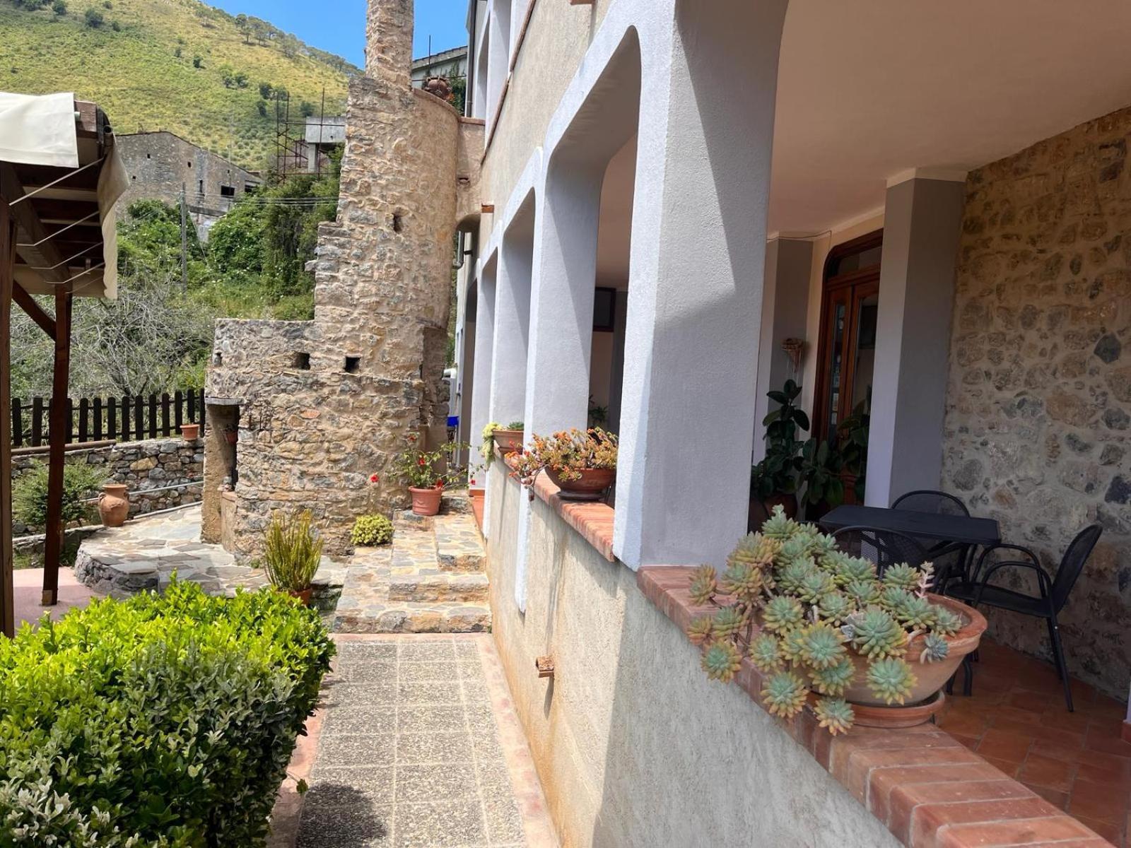Country House B&B Antica Dimora Del Sole Camerota Exterior photo